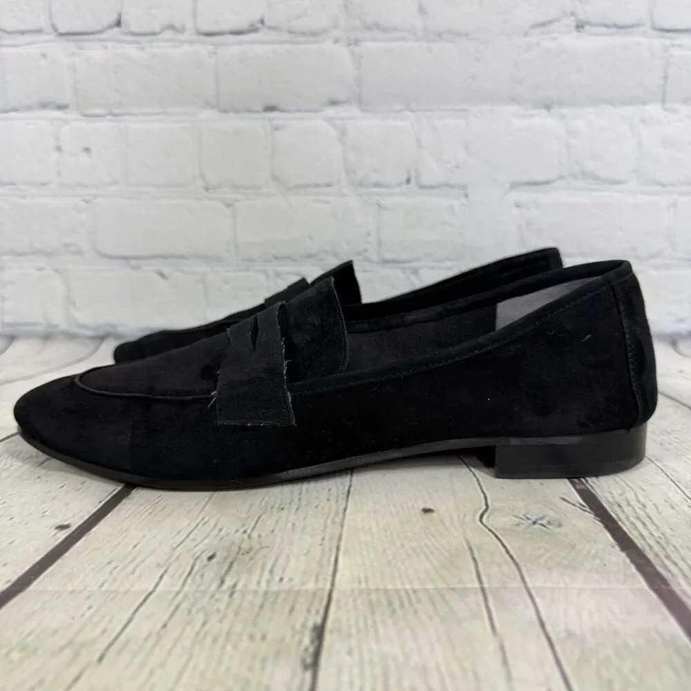 Marc Fisher Womens 9.5 Black Suede Penny Loafers Leather Slip On Flats Preppy